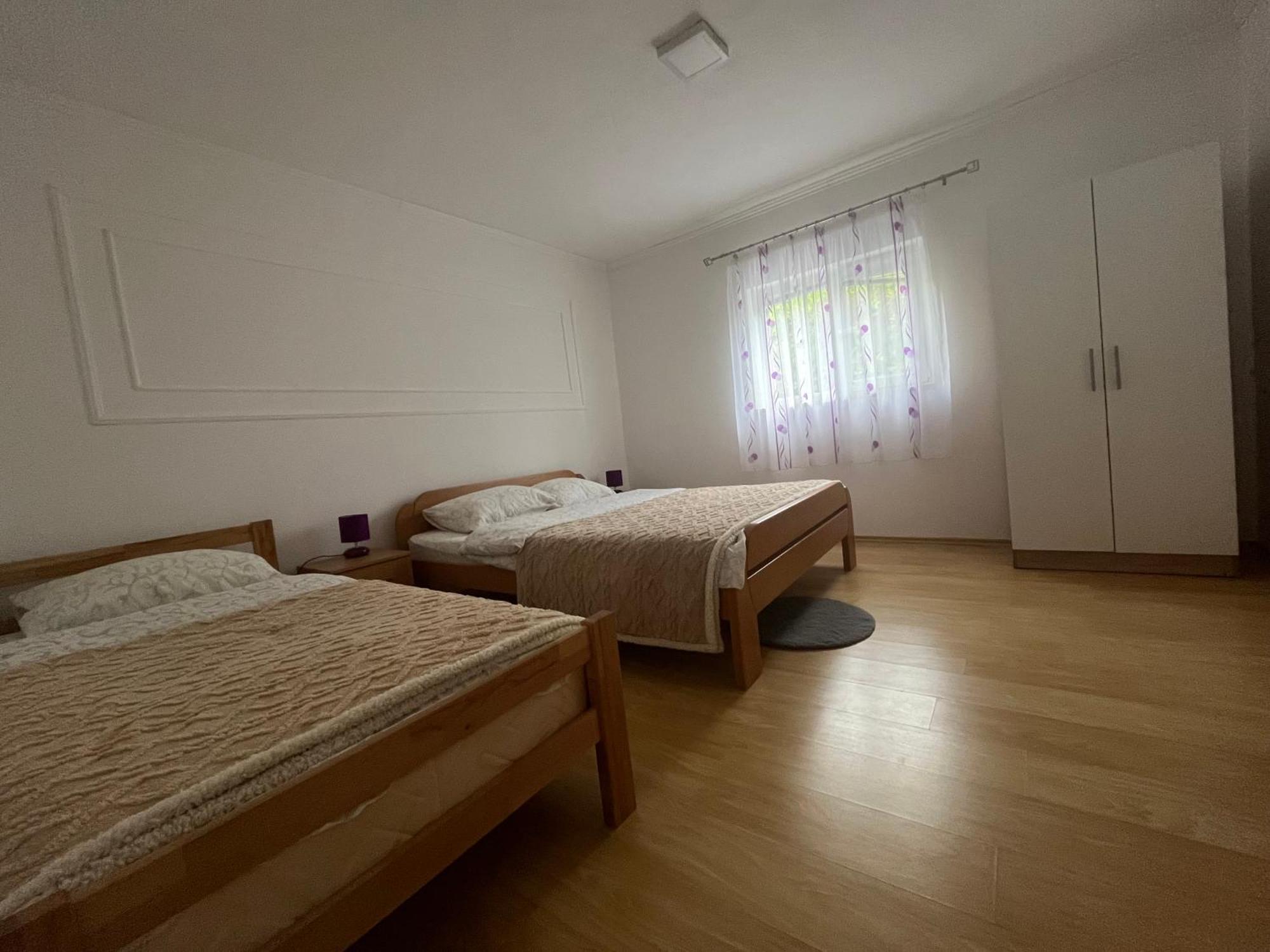 Apartman Mim 트레빈예 외부 사진